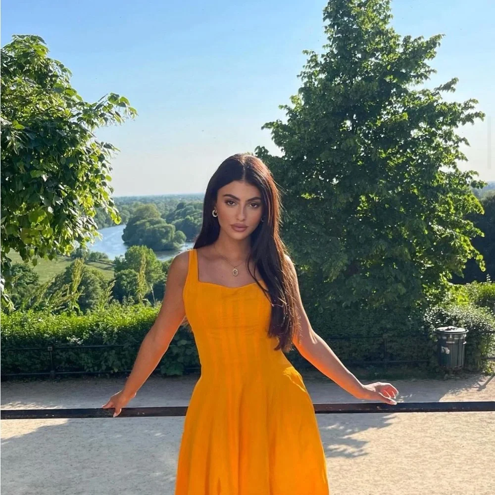 Zara Poplin Tank Dress - Picture 6 of 16